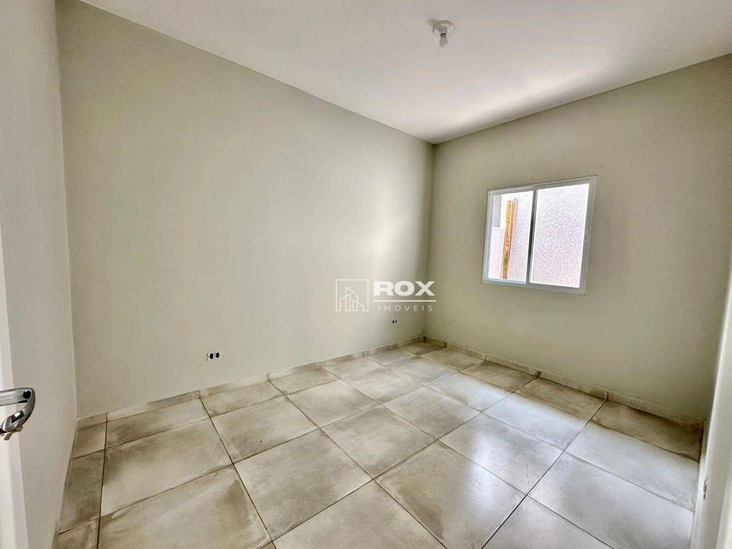 Casa à venda com 3 quartos, 55m² - Foto 5