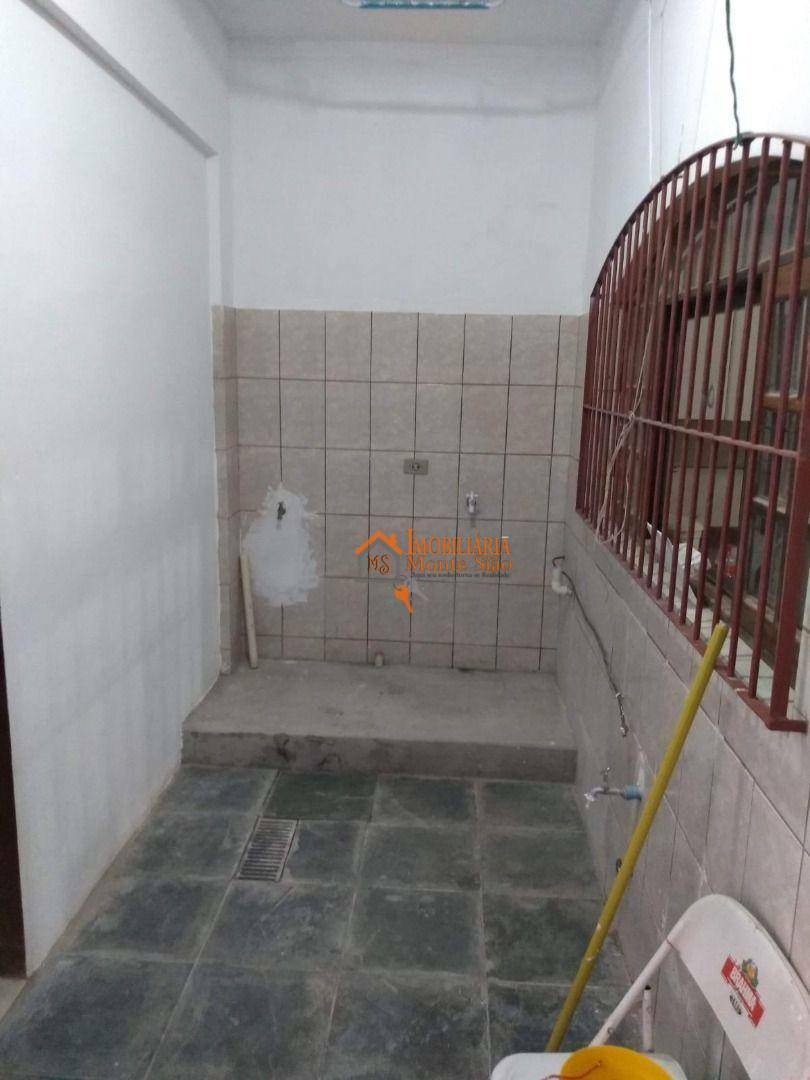 Sobrado à venda com 5 quartos, 200m² - Foto 9