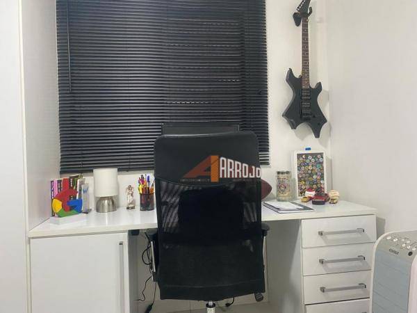 Apartamento à venda com 2 quartos, 52m² - Foto 24