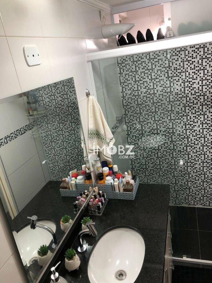 Apartamento à venda com 3 quartos, 76m² - Foto 10