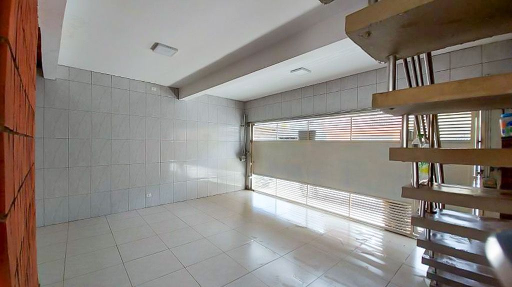 Sobrado à venda com 2 quartos, 200m² - Foto 12