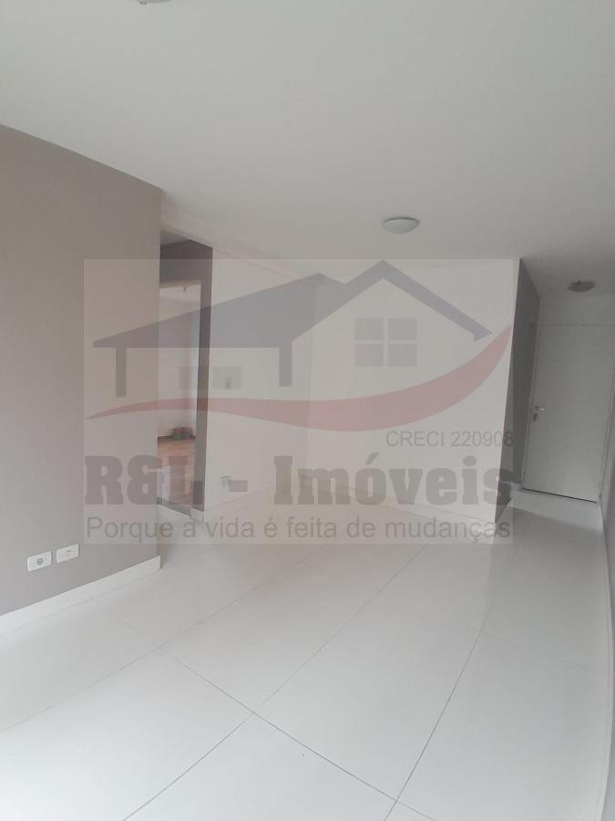 Apartamento para alugar com 2 quartos, 55m² - Foto 2