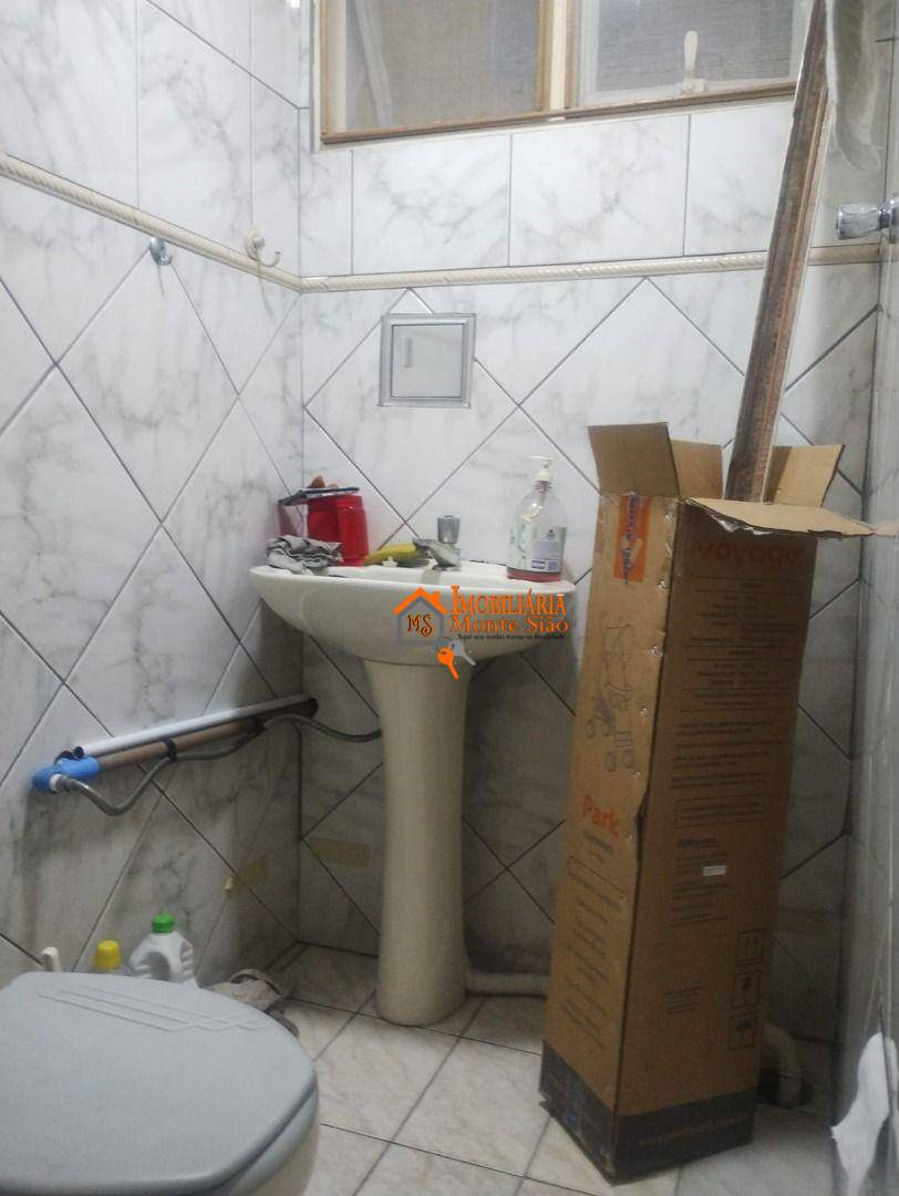 Sobrado à venda com 4 quartos, 200m² - Foto 17