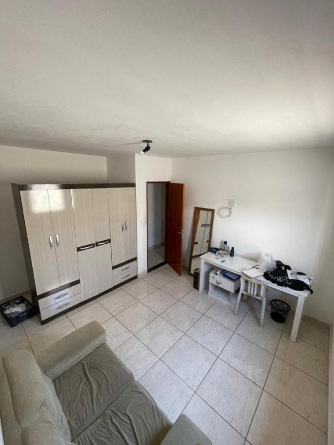 Casa à venda com 2 quartos, 160m² - Foto 2