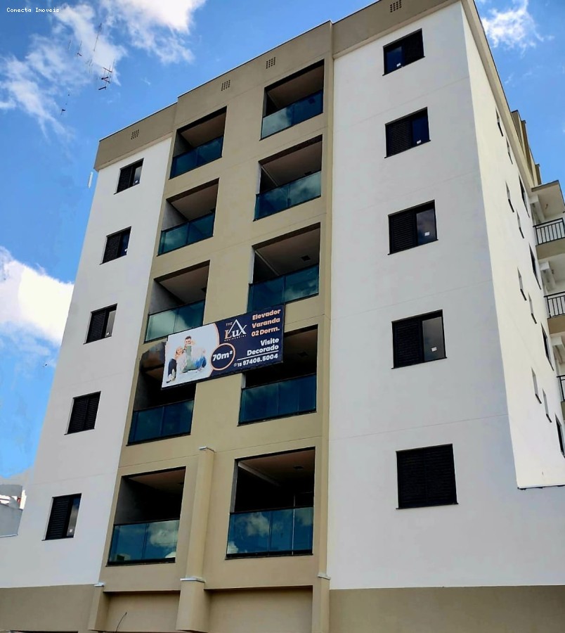 Apartamento à venda com 2 quartos, 86m² - Foto 1