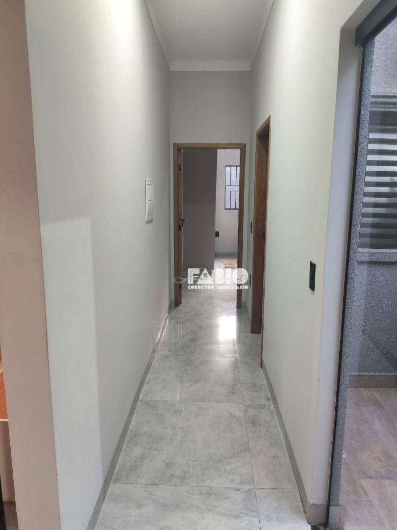 Casa à venda com 3 quartos, 158m² - Foto 13