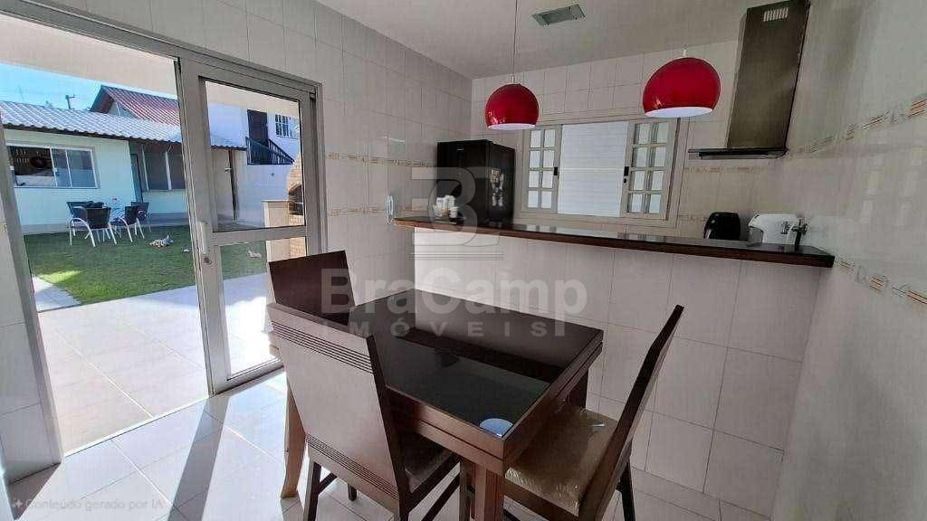 Casa à venda com 2 quartos, 160m² - Foto 15