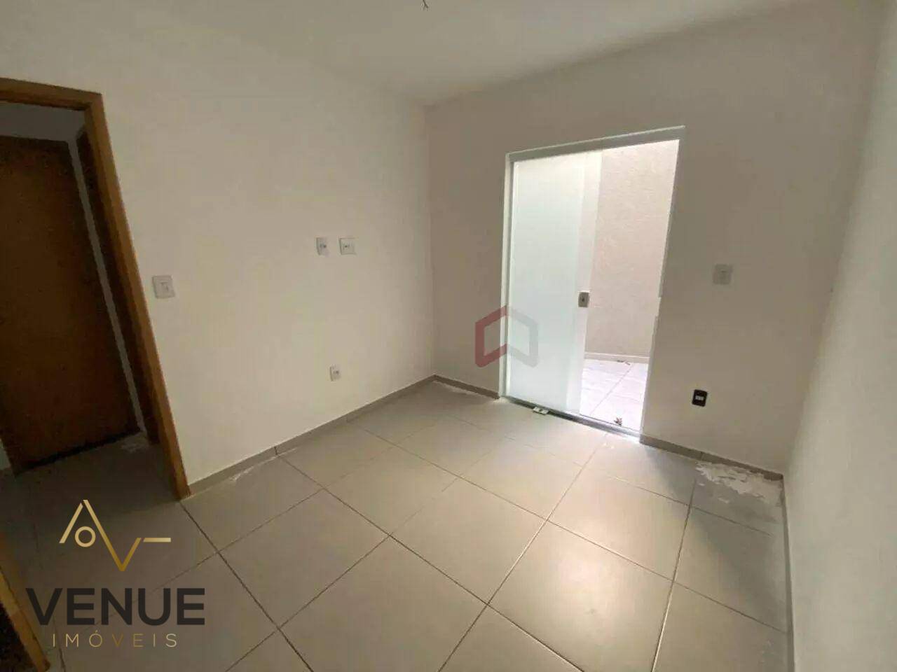 Apartamento à venda com 2 quartos, 24m² - Foto 18