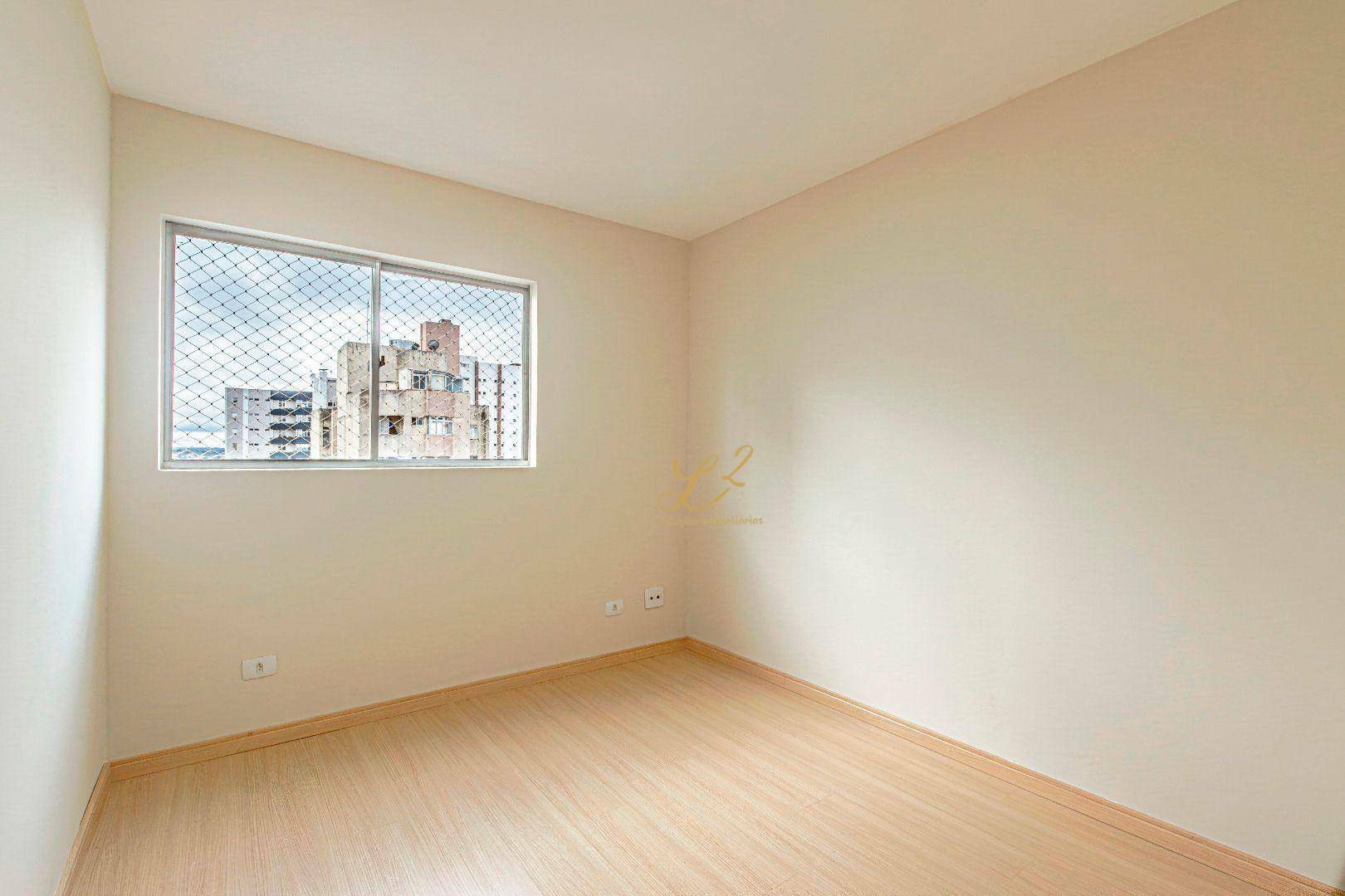 Apartamento para alugar com 3 quartos, 85m² - Foto 19