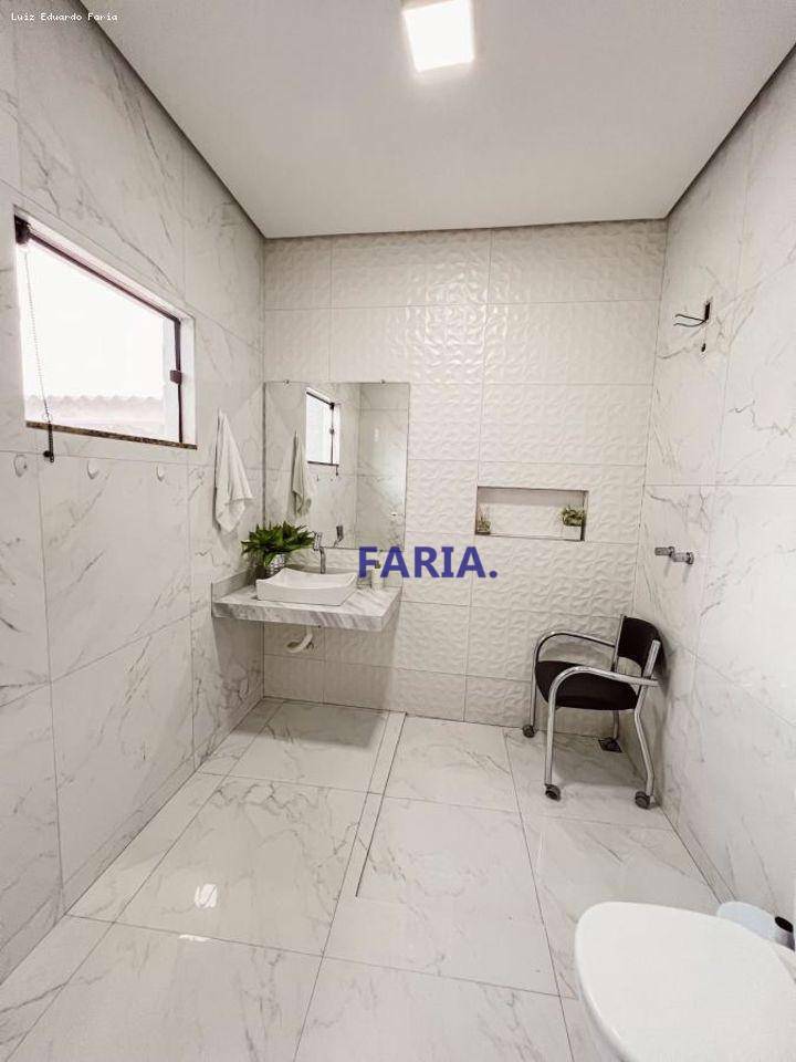 Casa à venda com 3 quartos, 260m² - Foto 10