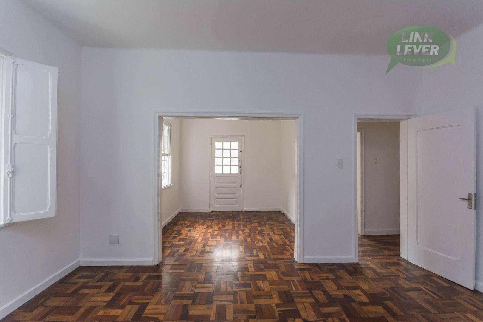 Apartamento para alugar com 3 quartos, 135m² - Foto 14