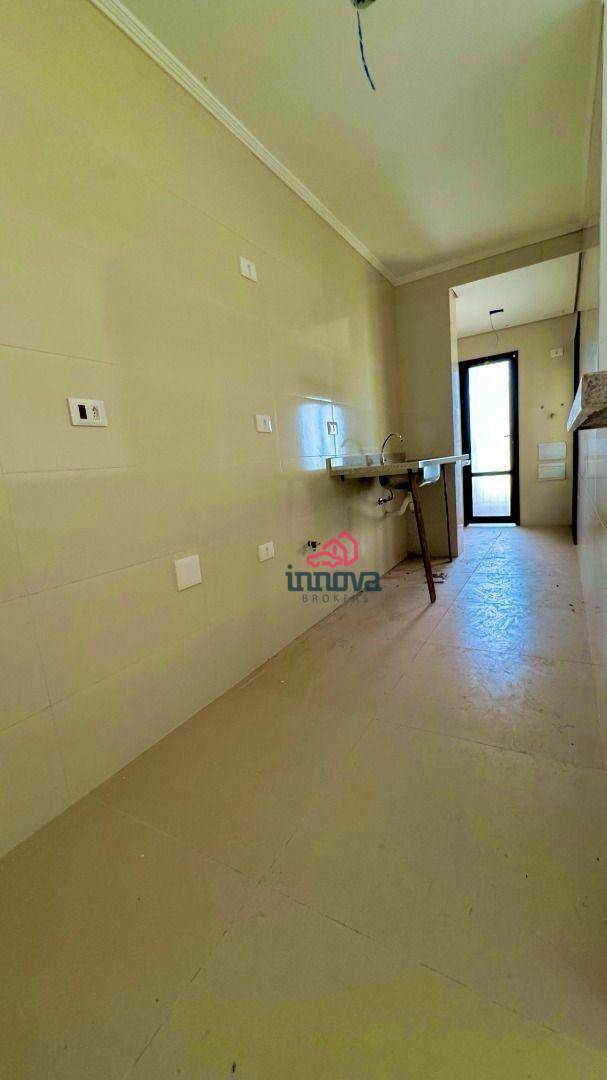 Apartamento à venda com 2 quartos, 68m² - Foto 4