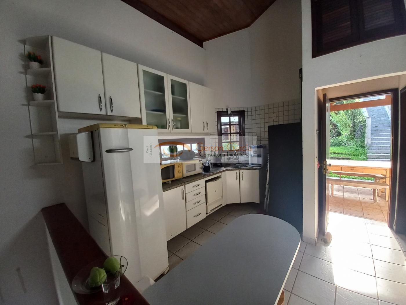 Casa de Condomínio à venda com 3 quartos, 370m² - Foto 47