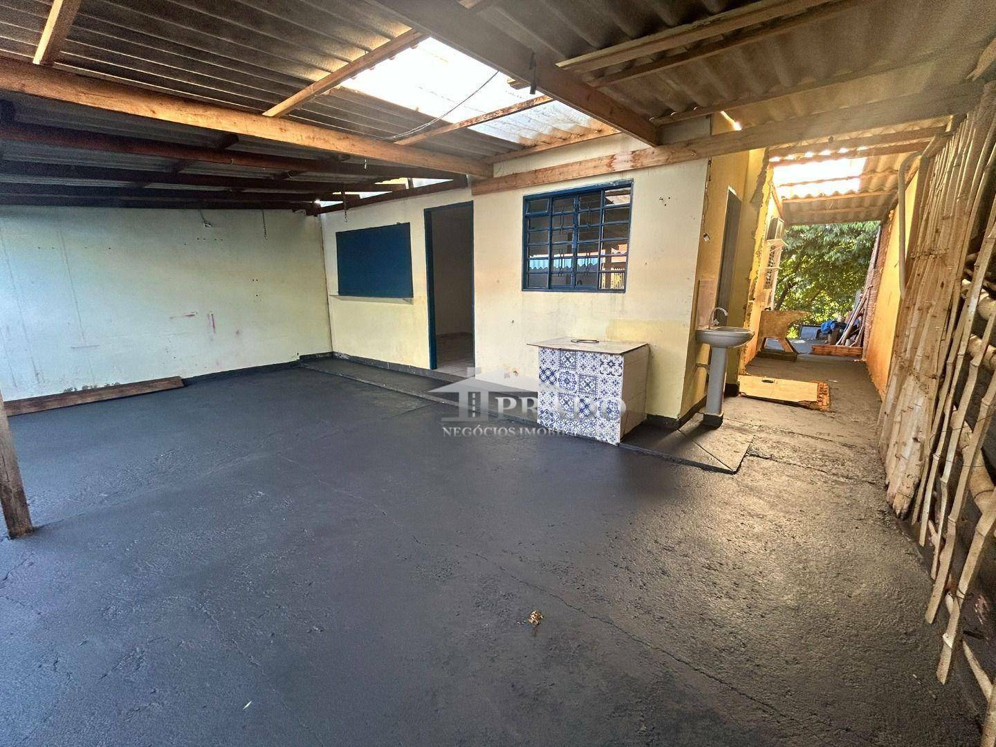 Casa para alugar com 2 quartos, 40m² - Foto 3
