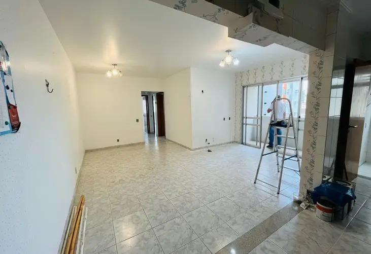 Apartamento à venda com 3 quartos, 96m² - Foto 3