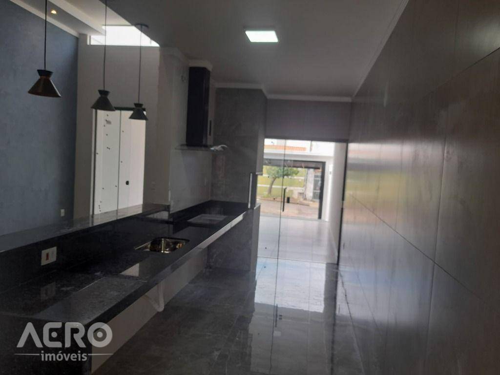 Casa à venda com 3 quartos, 120m² - Foto 7