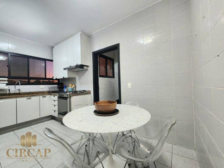 Apartamento à venda com 4 quartos, 170m² - Foto 8