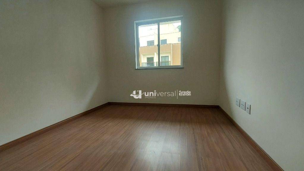 Cobertura à venda com 2 quartos, 120m² - Foto 2