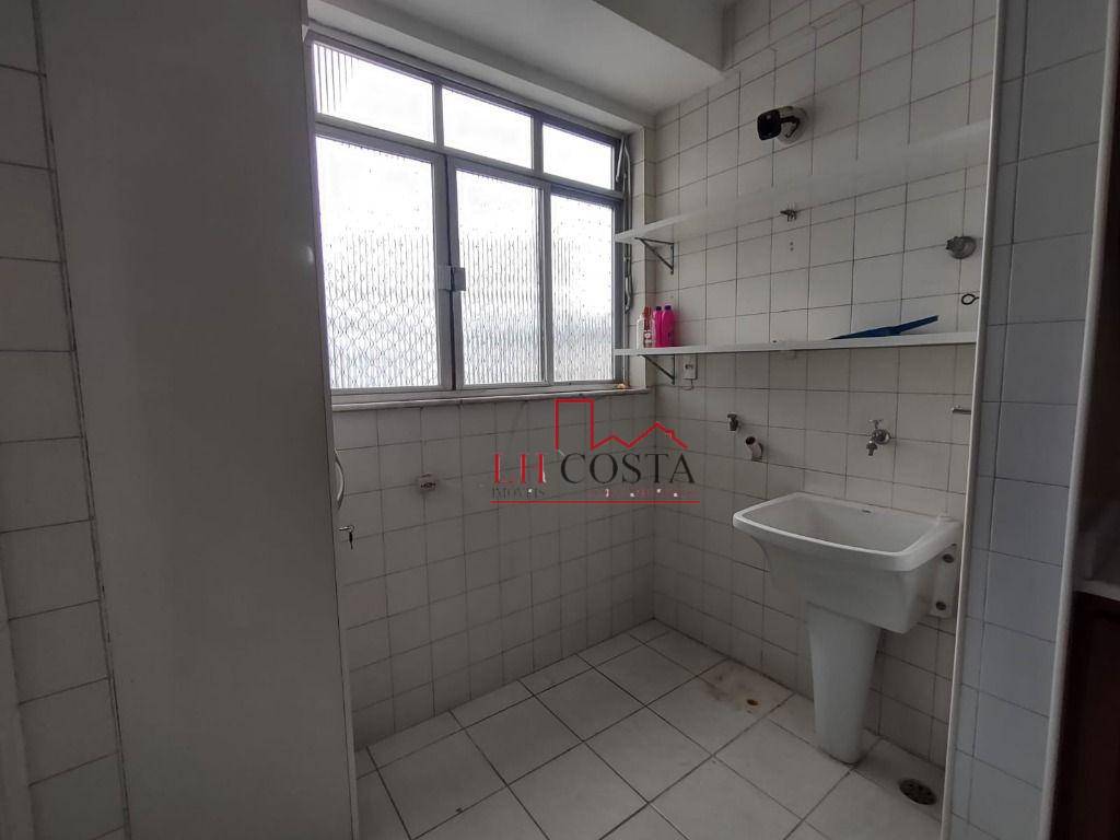 Apartamento à venda com 3 quartos, 140m² - Foto 33