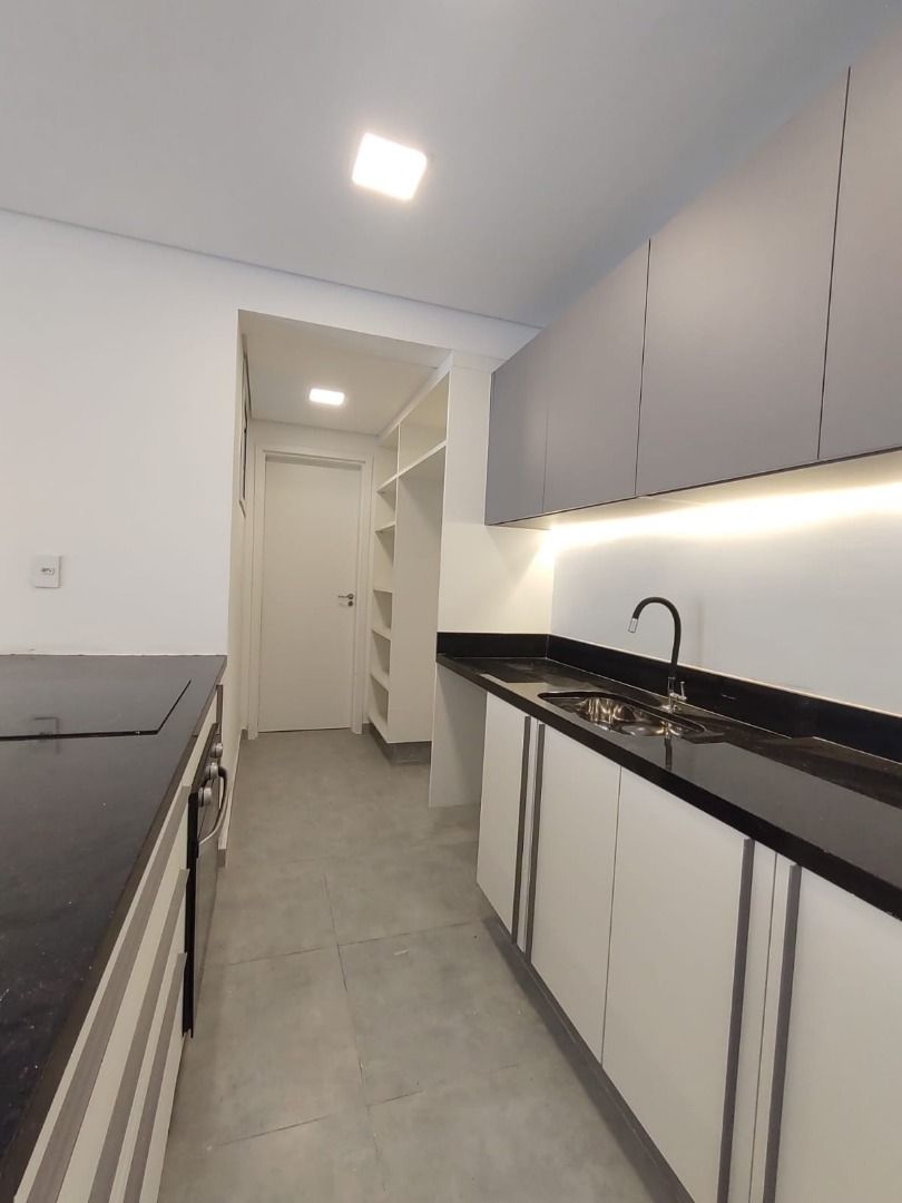 Apartamento à venda com 2 quartos, 86m² - Foto 7