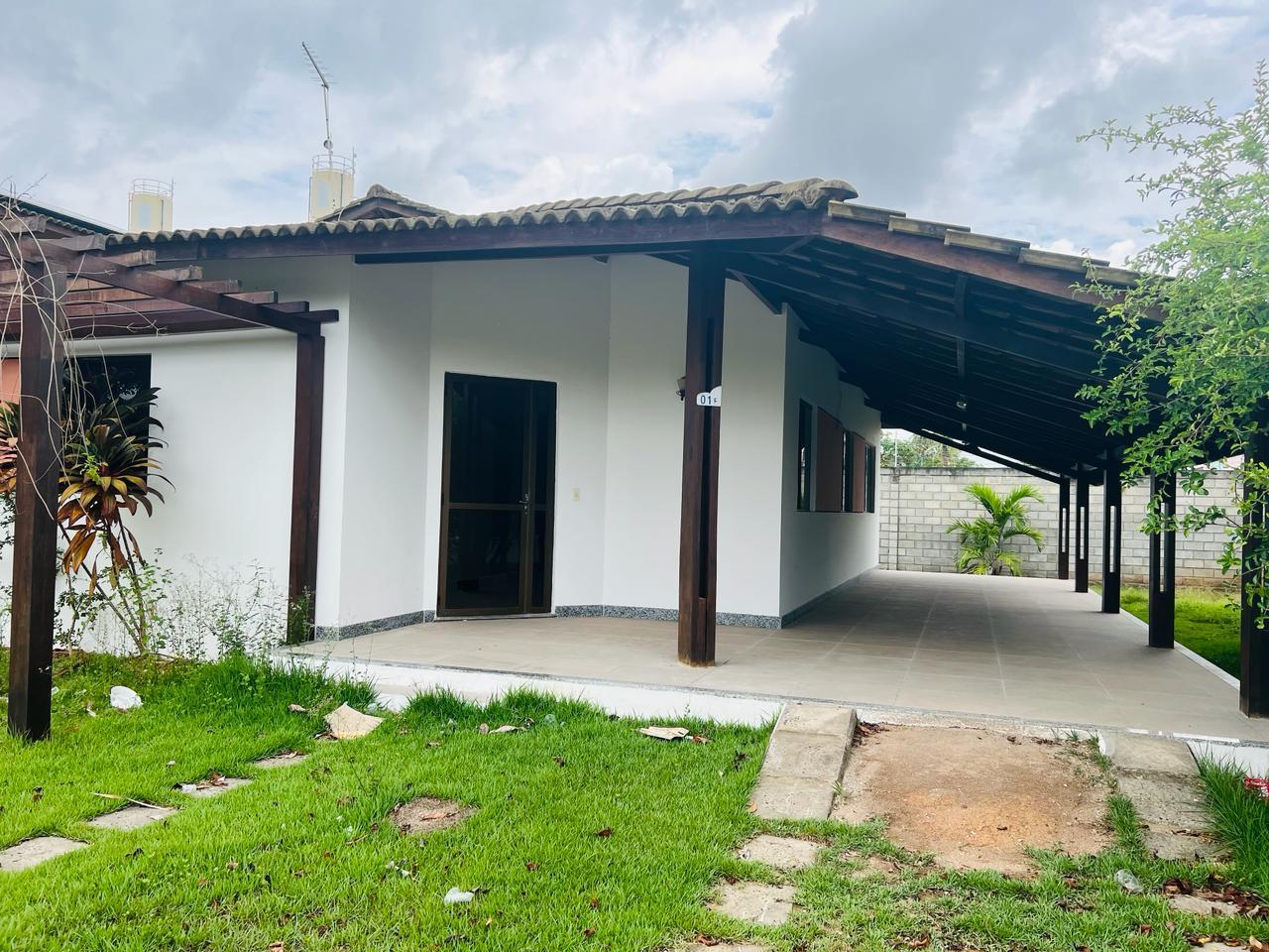 Casa de Condomínio para alugar com 3 quartos, 325m² - Foto 2