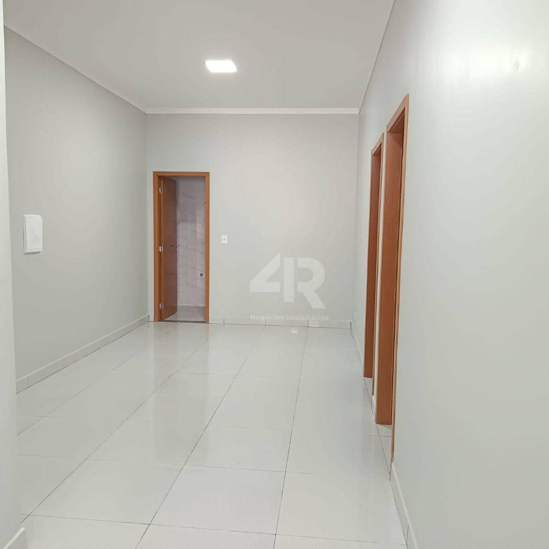 Casa à venda com 5 quartos, 200m² - Foto 17