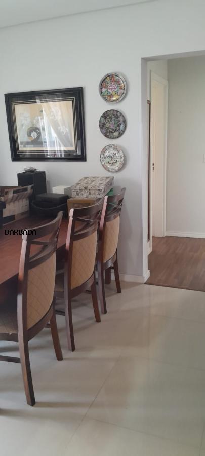 Apartamento para alugar com 2 quartos, 75m² - Foto 22