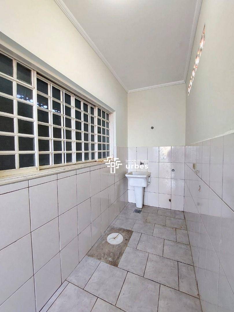 Casa para alugar com 1 quarto, 50m² - Foto 4