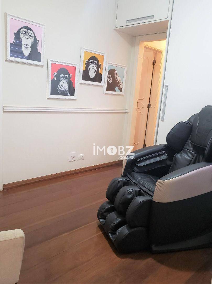 Apartamento à venda com 3 quartos, 232m² - Foto 18