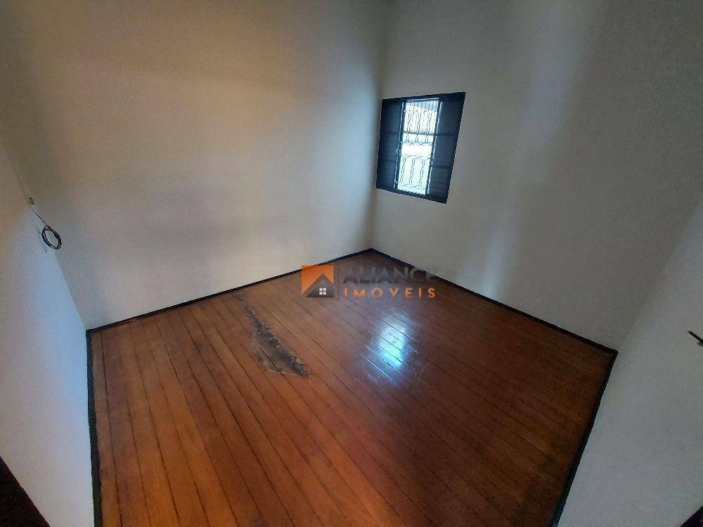 Casa à venda com 2 quartos, 120m² - Foto 14