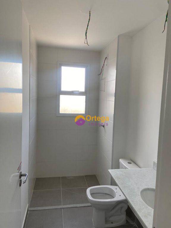 Apartamento à venda com 3 quartos, 75m² - Foto 10