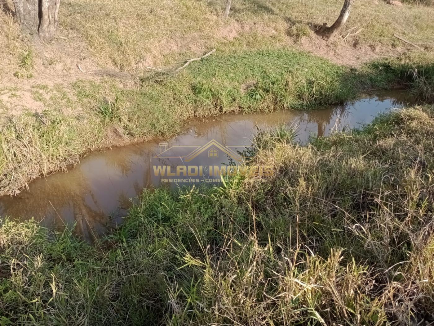 Fazenda à venda com 2 quartos, 4m² - Foto 3