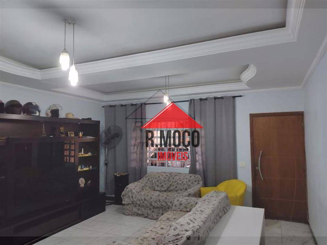 Sobrado à venda com 5 quartos, 240m² - Foto 2