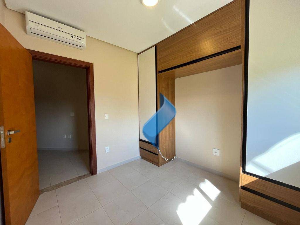 Casa à venda com 3 quartos, 308m² - Foto 31