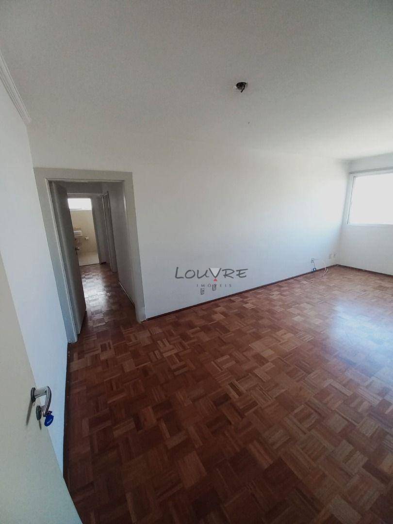 Apartamento à venda e aluguel com 2 quartos, 70m² - Foto 5