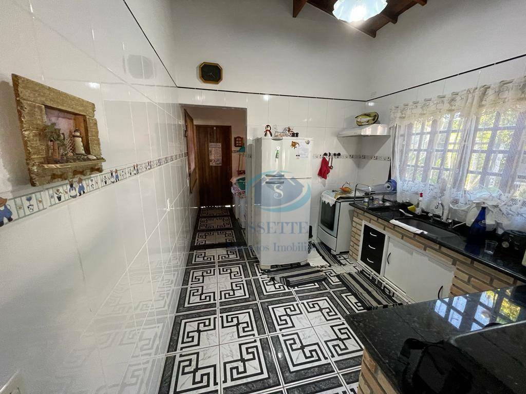 Chácara à venda com 4 quartos, 330m² - Foto 9