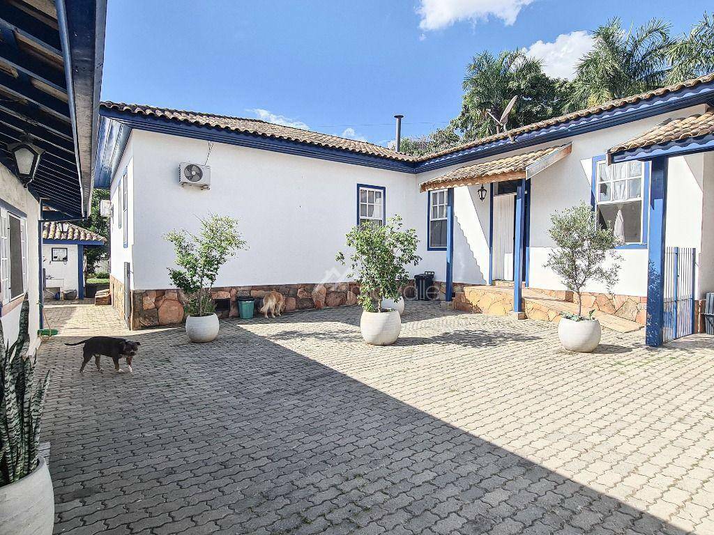 Casa de Condomínio à venda e aluguel com 4 quartos, 408m² - Foto 28