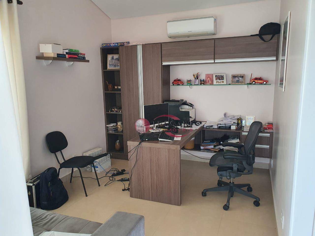 Casa à venda e aluguel com 3 quartos, 183m² - Foto 4