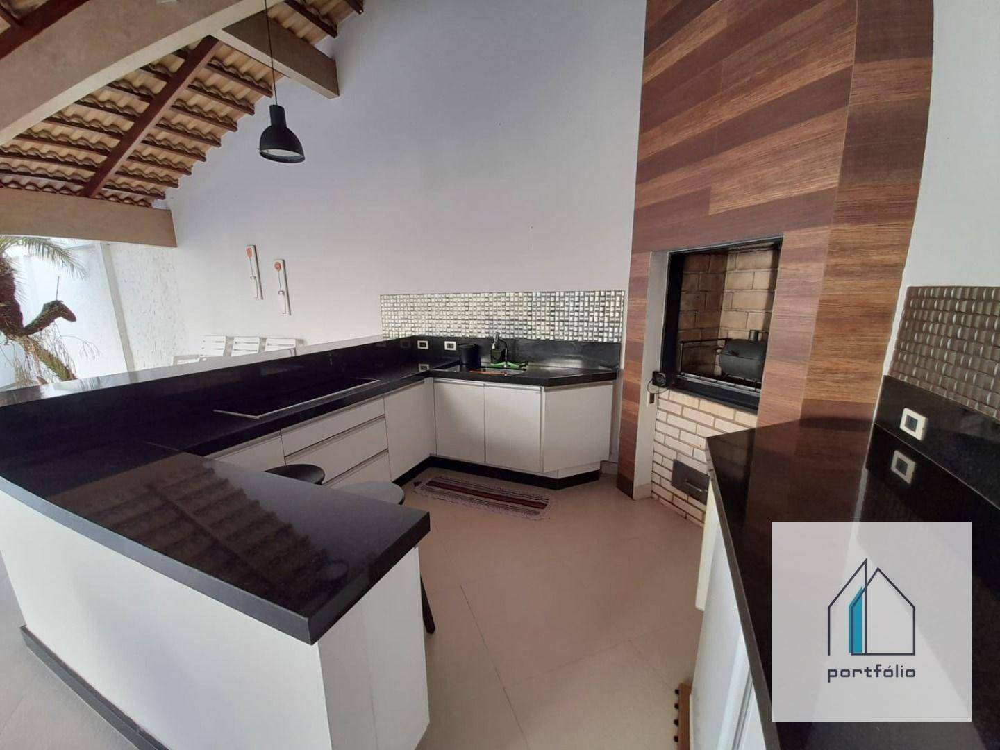 Casa à venda com 3 quartos, 348m² - Foto 26