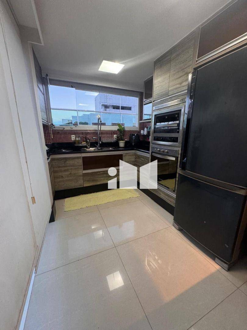 Cobertura à venda com 4 quartos, 220m² - Foto 39
