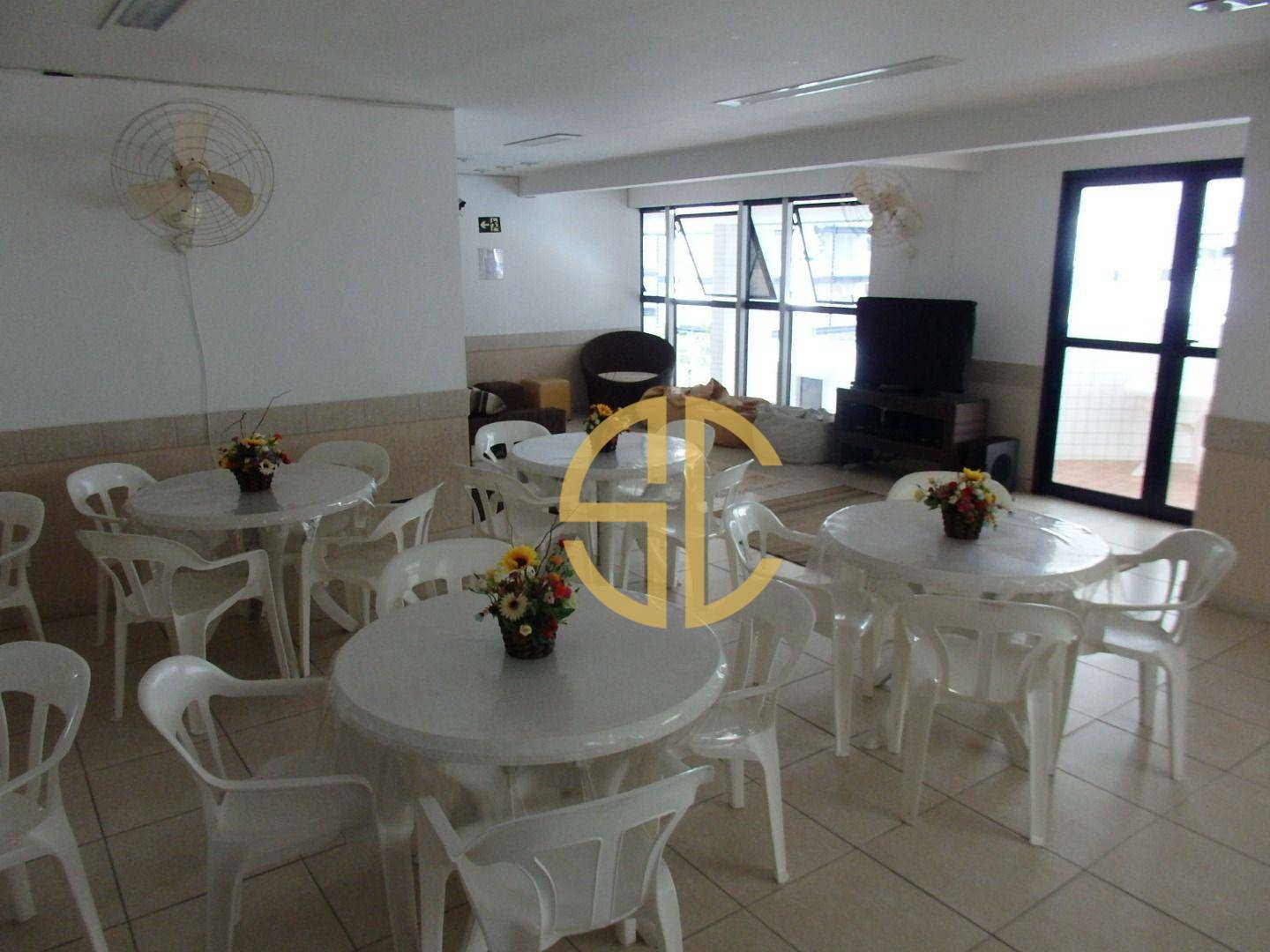 Apartamento para alugar com 2 quartos, 85m² - Foto 21