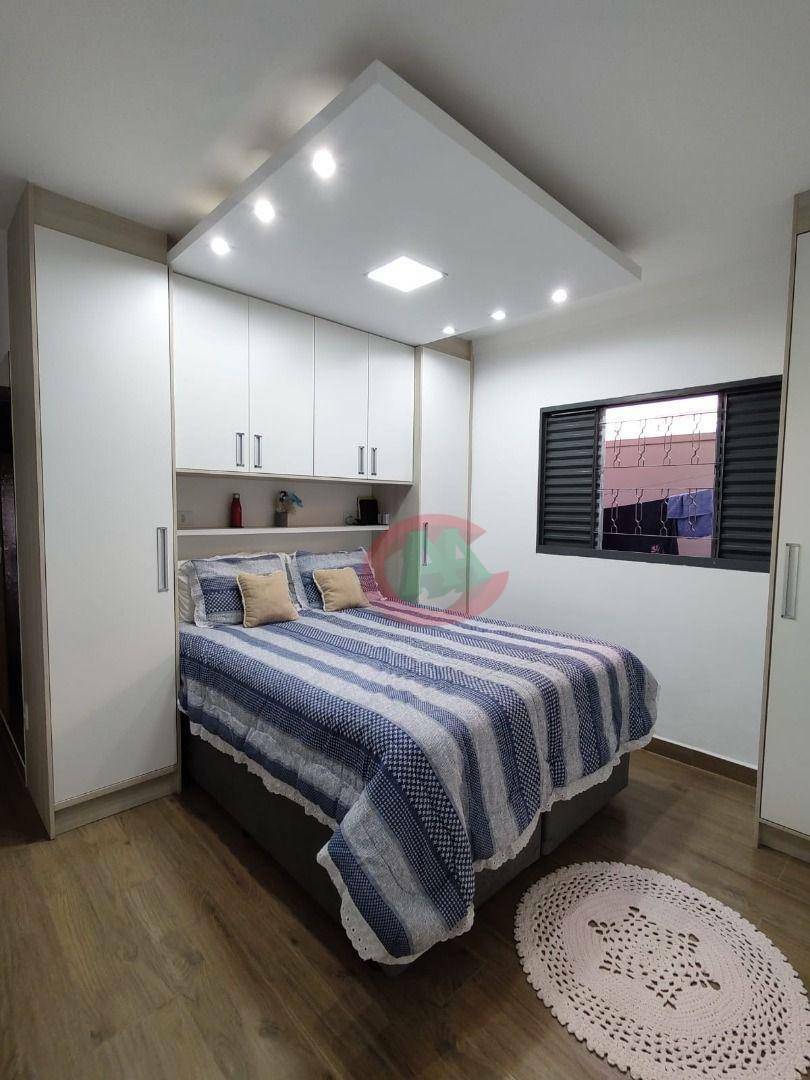 Casa à venda com 2 quartos, 82m² - Foto 11