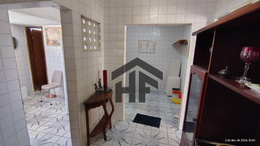 Apartamento à venda com 3 quartos, 127m² - Foto 12