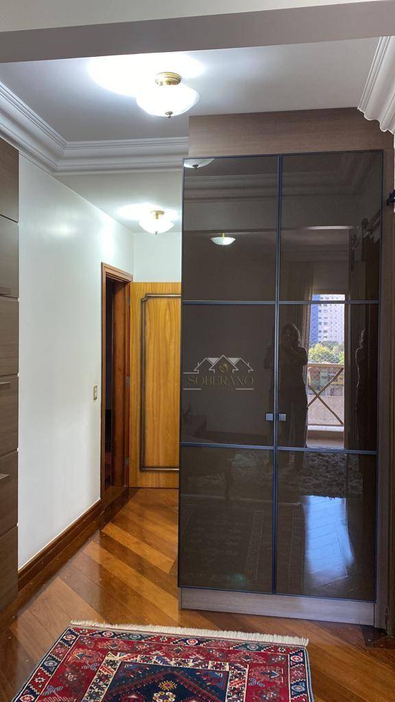 Apartamento à venda com 4 quartos, 350m² - Foto 17