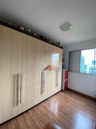 Apartamento à venda com 3 quartos, 47m² - Foto 10