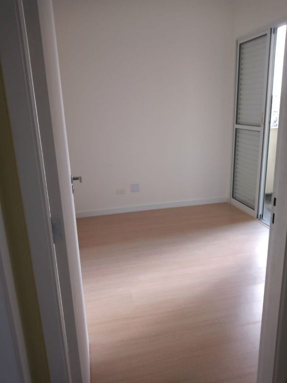 Apartamento à venda com 3 quartos, 67m² - Foto 5