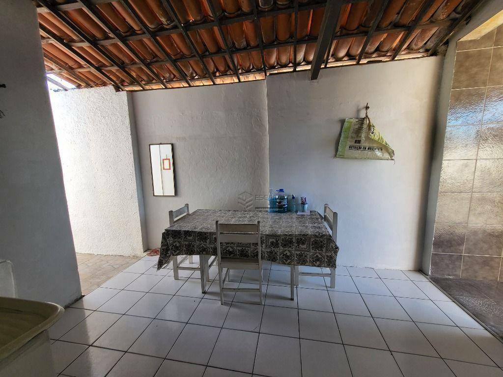 Casa à venda com 4 quartos, 114m² - Foto 33