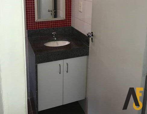 Apartamento à venda com 2 quartos, 52m² - Foto 13