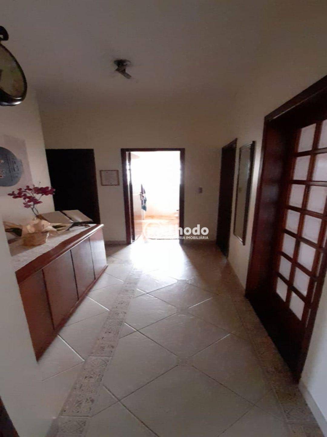 Casa à venda com 3 quartos, 429m² - Foto 3