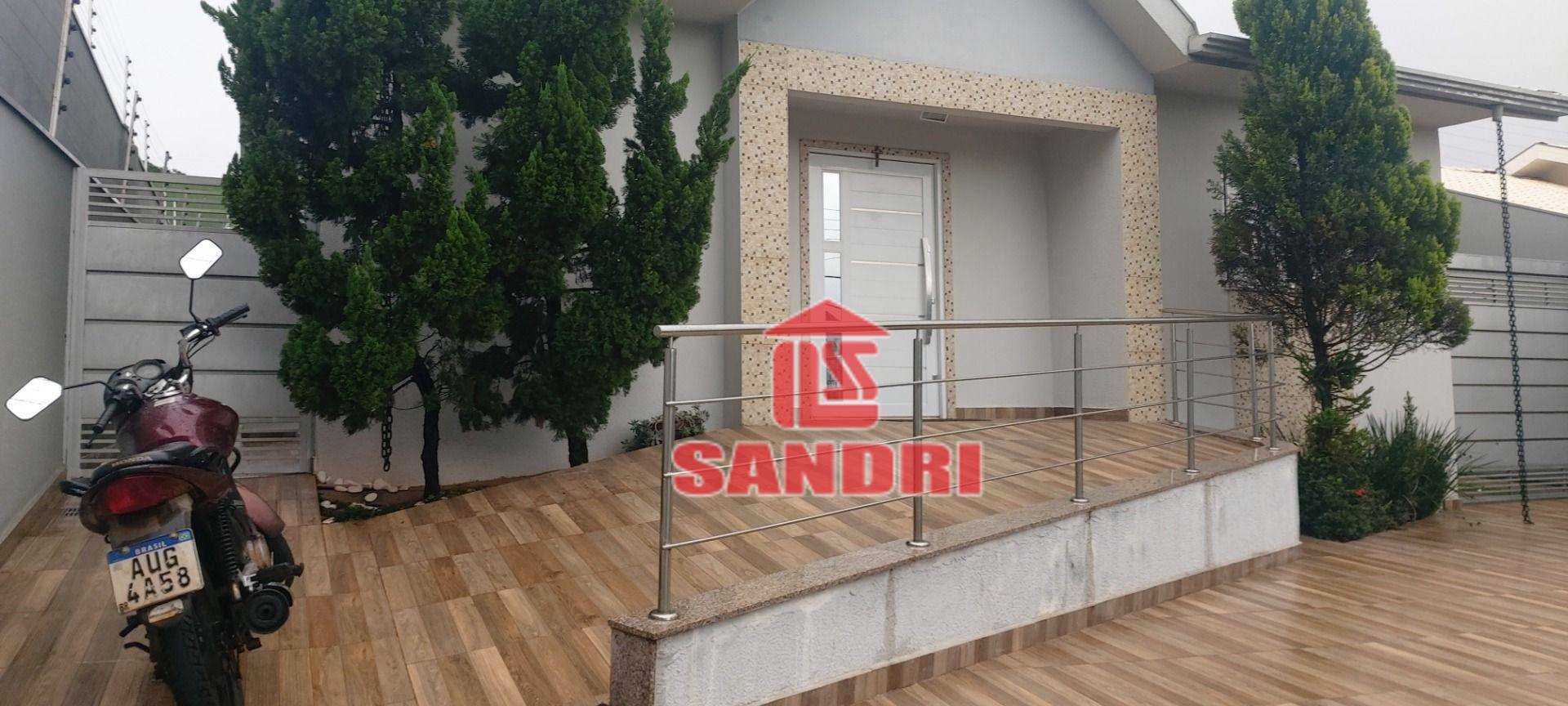 Casa à venda com 3 quartos, 198m² - Foto 4